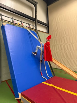 5ef73850-a90c-4b3e-baa9-2d6206a666e2