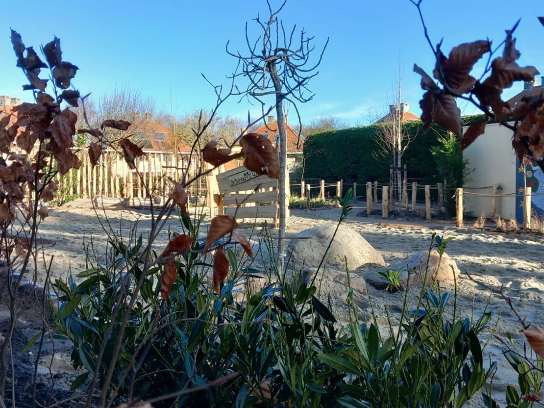 c9a39438-c168-4c62-ad2f-27e8623b427e c9a39438-c168-4c62-ad2f-27e8623b427e